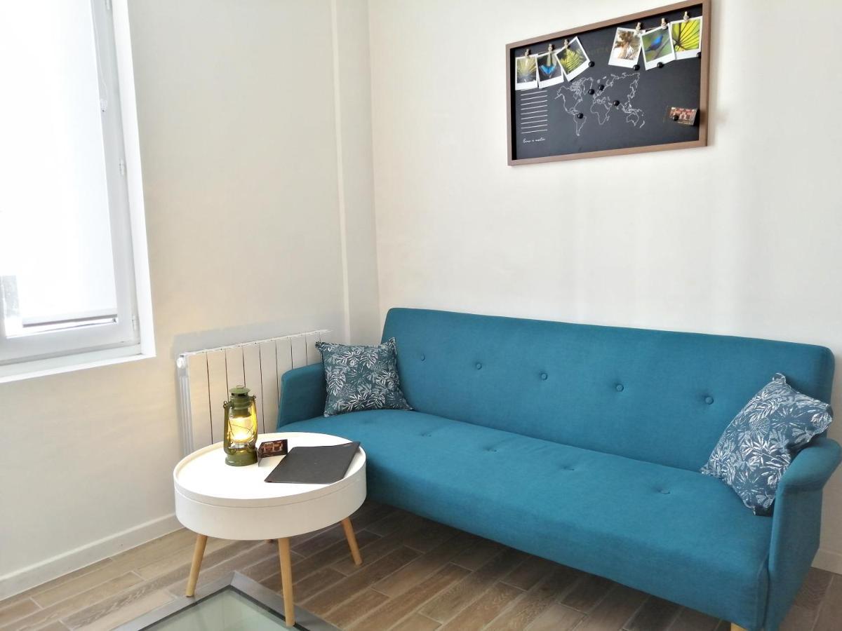 Blue Rent Apartment Bron Exterior photo
